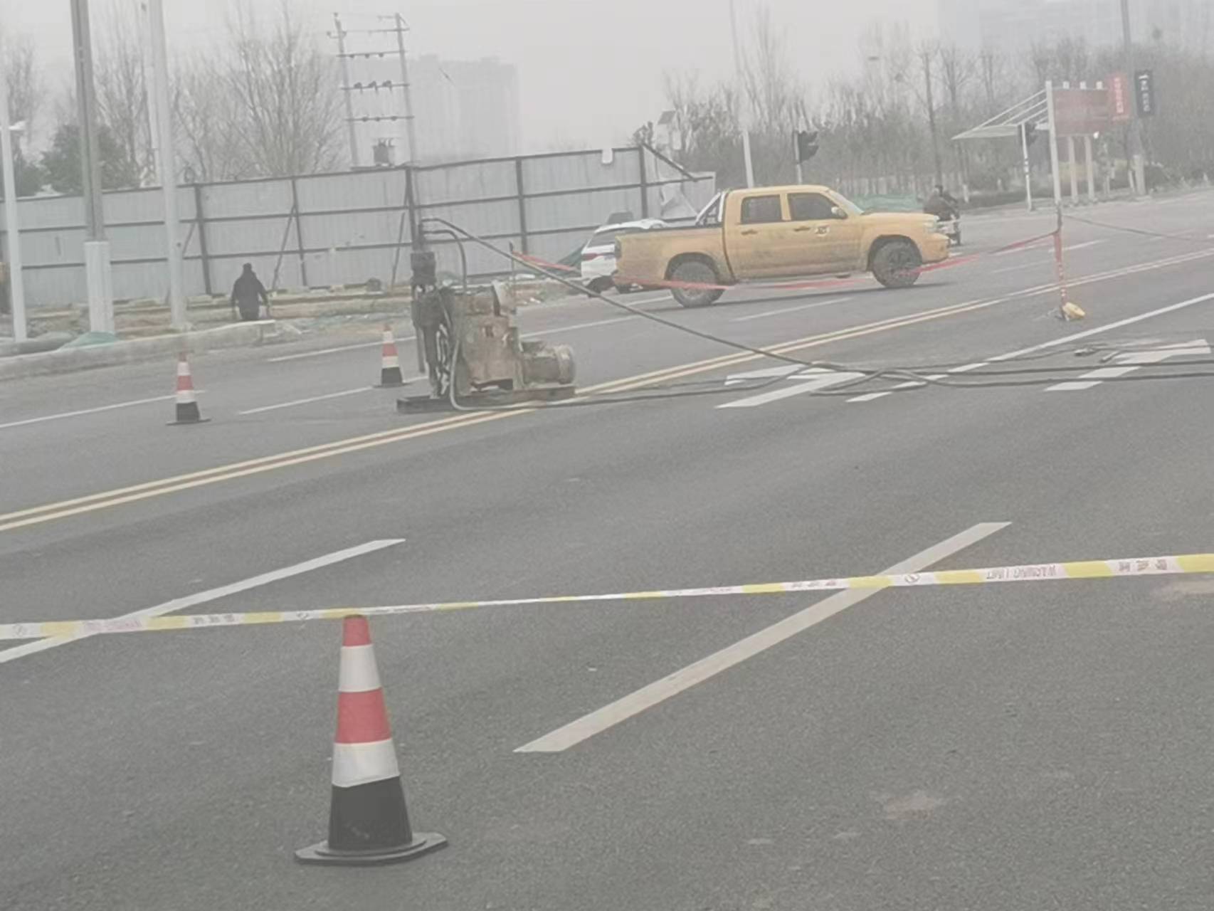 正镶白公路路基沉陷注浆